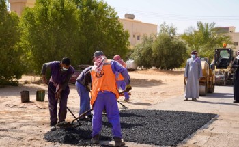 أمانة منطقة الجوف تنجز صيانة الطرق وتعالج التشققات الإسفلتية بمساحة ٧٨٠٠م٢ خلال شهر