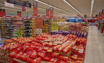 التجارة: وفرة عالية في السلع والمنتجات الرمضانية وبدائلها في مختلف الأسواق