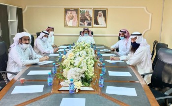 محافظ ضرية يبحث مع بنك التنمية الاجتماعية دعم الجمعيات الخيرية و اللجان الاجتماعية