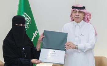 وزير التجارة يقف على أعمال فرع الوزارة بمنطقة القصيم ويكرم الموظفين المتميزين