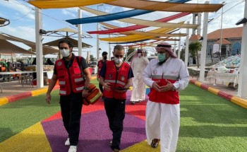 مدير عام فرع الهلال الأحمر بالباحة يقوم بجولة تفقدية للفرق الاسعافيه الميدانية والفرق التطوعيه بغابة رغدان