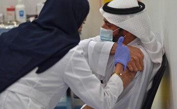 ما مدى إمكانية إعطاء اللقاح للمرضى المصابين بتخثر أو سيولة في الدم ؟ .. الصحة تكشف