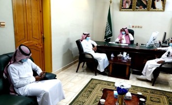 محافظ الحرث يلتقي أعضاء المركز الاعلامي بالمحافظة