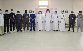 رئيس ⁧‫جامعة الجوف‬⁩ يزور مركز لقاح كورونا بالمدينة الجامعية ويدشن حملة ⁧‫جامعة محصنة‬⁩