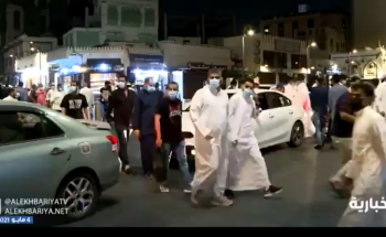 فيديو.. زحام بأسواق جدة يرفع احتمالية ازدياد عدوى “كورونا”.. ومختصة توجه نصائح مهمة قبل العيد