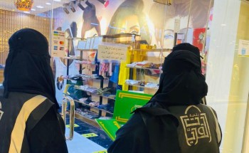 مراقبات بلدية القريات إنذار ومخالفة 5 منشآت