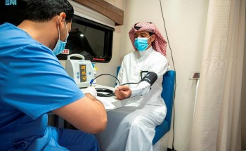 وكيل إمارة منطقة حائل المساعد للشؤون التنموية يدشن مبادرة دمك حياة