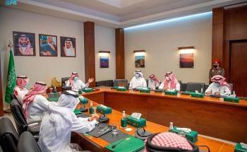 سمو الأمير عبدالعزيز بن سعد يعقد اجتماعاً موسعاً مع الجهات المعنية بالسياحة في حائل