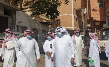 محافظ فيفاء يبحث تطوير سوق النفيعة والمسارات السياحية