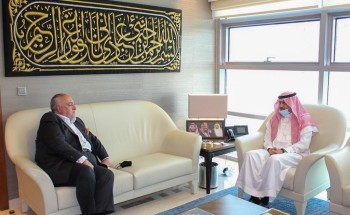 سفير المملكة في الأردن يلتقي ممثل برنامج الأغذية العالمي في عمّان