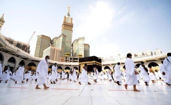 “الحج والعمرة”: تسجيل أكثر من 500 ألف طلب لأداء الحج