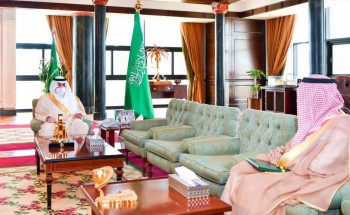 أمير تبوك يطلع على تقرير عن أعمال الشؤون الصحية بالمنطقة