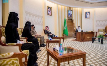 نظير مسؤوليتها الوطنية .. أمير القصيم يكرم المواطنة “الهنوف الشقيق” .. ويضع حجر الأساس لـ”مشروع فلل الفردوس”