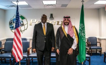 سمو نائب وزير الدفاع يعقد جلسة مباحثات موسعة في وزارة الدفاع الأمريكية مع وزير الدفاع ورئيس هيئة الأركان المشتركة ووكيل وزارة الدفاع للسياسات بواشنطن