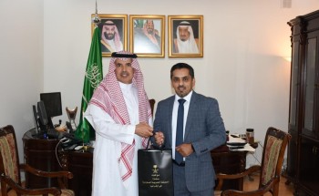 سفير المملكة في أوكرانيا يكرم رئيس البعثة بعد انتهاء فترة عمله بالسفارة