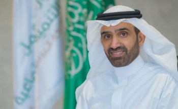 الراجحي يصدر قراراً وزارياً يقضي بإشتراط حصول العاملين في منافذ البيع لنشاط الذهب والمجوهرات على رخصة عمل مهنية