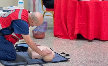 الهلال الأحمر بالباحة تنفذ دورة اسعافيه لبرنامج الامير نايف مبادرة همة السفراء