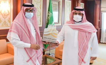 سمو أمير منطقة جازان بالنيابة يستقبل أمين عام واعضاء مجلس شباب المنطقة الجديد ..