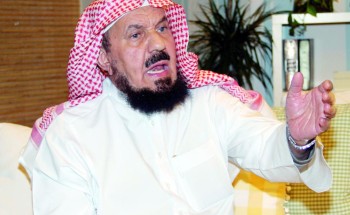 هل يجوز دفع الزكاة للأم أو الأب؟ .. المنيع يجيب! – فيديو