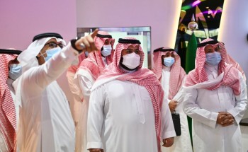 سمو أمير منطقة جازان بالنيابة يتفقد مراكز المعلومات والأمن السيبراني والإلكتروني بجامعة جازان