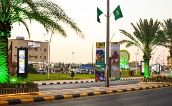 احتفالاً باليوم الوطني الـ 91 .. محافظة دومة الجندل تتوشح باللون الأخضر