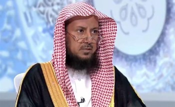 حكم جمع الصلاة وقصرها لمن هو دائم السفر من أجل العمل؟ .. السليمان يجيب!