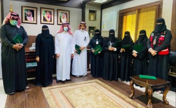 محافظ ‫محافظة ابوعريش‬ يكرم عددا من القطاعات والمشاركين نظيرا لجهودهم المتميزة في نجاح البرامج والفعاليات التي دشنها سعادته