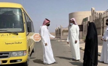 “أسرتها هي الداعم الأول لها” .. أول قائدة حافلات سعودية المواطنة “بدرية الرشيدي” تكشف تجربتها في قيادة حافلة توصيل طالبات المدرسة بحائل