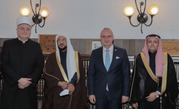 وزير الشؤون الإسلامية يتلقي وزير الخارجية نائب رئيس الوزراء بجمهورية كرواتيا