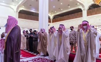 جموع المصلين يؤدون صلاة الاستسقاء في 26 ألف جامع بمناطق المملكة وسط خدمات متكاملة وفرتها وزارة الشؤون الإسلامية