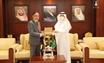 رئيس جامعة حائل يستقبل سفير جمهورية بنغلاديش