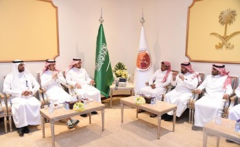 وفد من هيئة الاتصالات يزور مركز زوار الهيئة الملكية بالجبيل