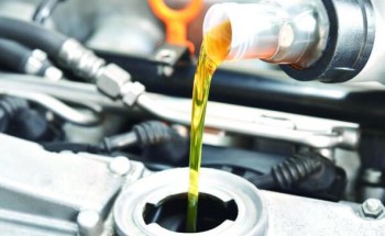 “المواصفات”: التصريحات المتداولة بشأن عدم وجود زيوت للسيارات قابلة للاستخدام لـ”10″ آلاف كيلو غير دقيقة