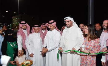 وكيل إمارة جازان للتنمية الدكتور ” البناوي” يفتتح اول فرع للعلامة التجارية العالمية ستاربكس في جيزان