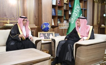 سمو أمير منطقة جازان يطّلع على الخطة الوطنية لمعالجة التشوهات البصرية