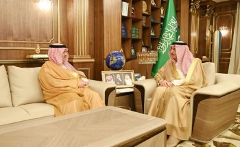 سمو أمير منطقة جازان يستقبل وزير التعليم