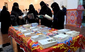 أدبي تبوك يجمع مثقفي المنطقة بالخيمة الرمضانية