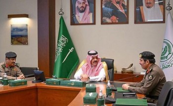 أمير منطقة حائل يطلع على عرض الجهود الأمنية بالمنطقة والجهود القائمة خلال الحملة الأمنية المشتركة لمكافحة المخدرات