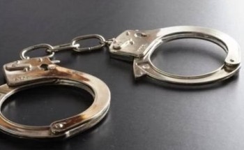 مكافحة المخدرات تقبض على شخص بمنطقة حائل لترويجه عبر مواقع التواصل الاجتماعي مواد مخدرة