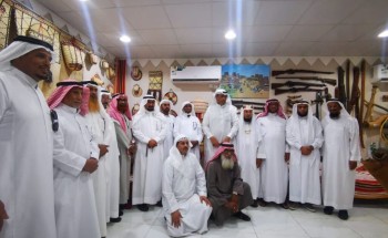 ملتقى المتقاعدين بمحافظة العيدابي يزور متحف تراثيات بلغازي