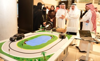 طالبات الهندسة الطبية الحيوية بجامعة الإمام عبد الرحمن بن فيصل يبتكرن جهازاً لتنبيه السائق لحظة شعوره بالنعاس