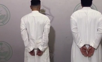 «أحدهما متنكر في زي نسائي».. القبض على مقيم ومواطن.. والكشف عن التهمة الموجهة إليهما