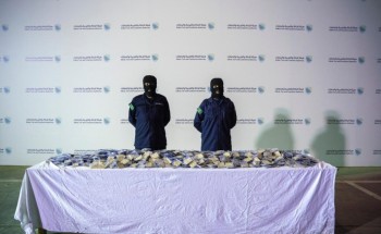 جمرك مطار الملك عبدالعزيز يُحبط محاولة تهريب أكثر من 170 ألف حبة كبتاجون مُخبأة في إرسالية “نحل”