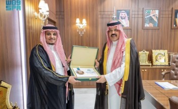 سمو أمير منطقة حائل يتسلم تقريراً عن أعمال وخدمات ومنجزات أمانة المنطقة لعام 1444هـ
