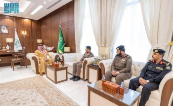 سمو الأمير عبدالعزيز بن سعد ‏يستقبل مدير شرطة حائل ومدير ‏أمن الطرق ومدير الدوريات الأمنية بالمنطقة ‏المعينين حديثاً‏ ‏