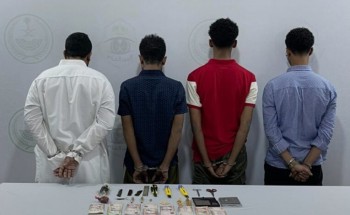 القبض على (4) مقيمين لترويجهم المخدرات في القصيم
