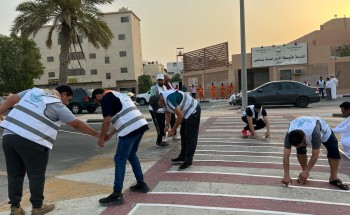 بلدية القطيف: إطلاق مبادرة العودة للمدارس تهدف الى دهان مطبات عبور المشاة ومسح الكتابات المشوهة بالقطيف بمشاركة المتطوعين