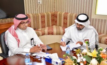 مدير مكتب التعليم بمحافظة القطيف يعقد لقائه مع المشرفين التربويين رؤوساء وأعضاء الشعب التعليمية