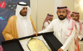 أهالي محافظة الجموم يكرمون العميد البلادي