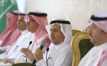 رئيس جامعة الحدود الشمالية يلتقي بمنسوبي الجامعة